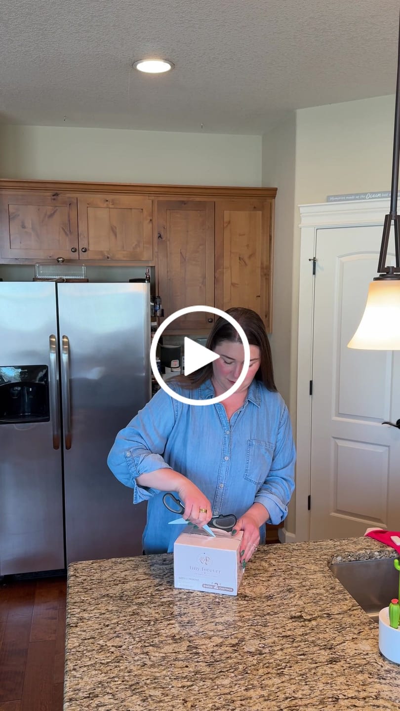 Customer video review of Baby Hand & Foot Casting Kit