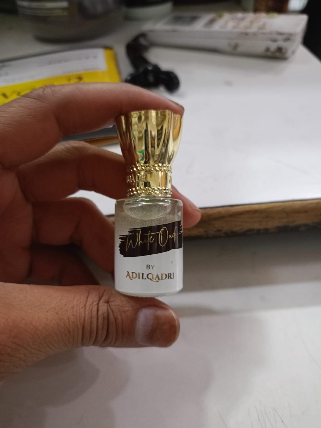 Customer photo review of White Oudh Luxury Attar Perfume