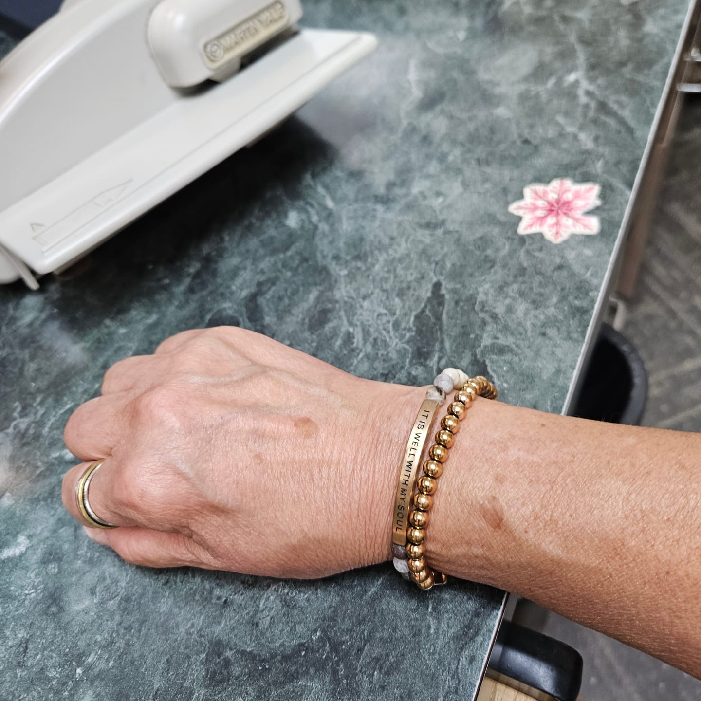 Customer photo review of ROSE GOLD - ACCENT BRACELET