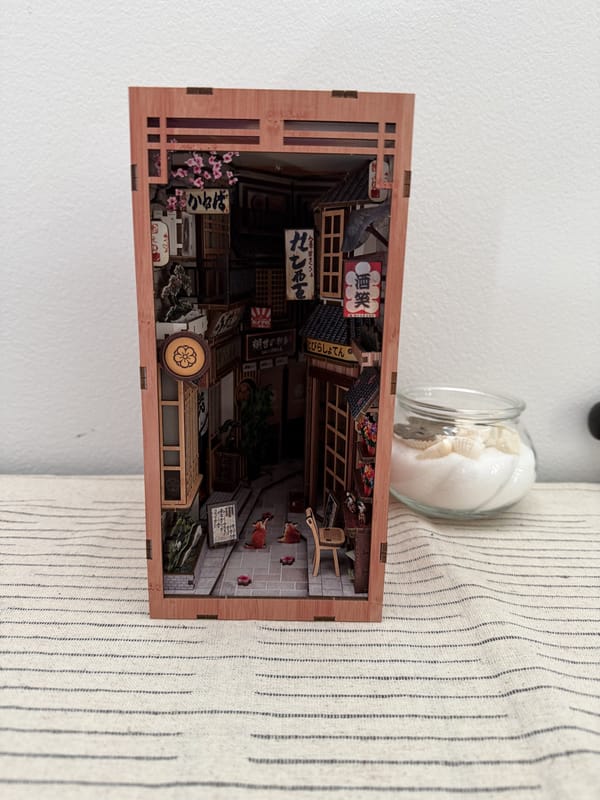 Customer photo review of Alley Waiting for the Cat