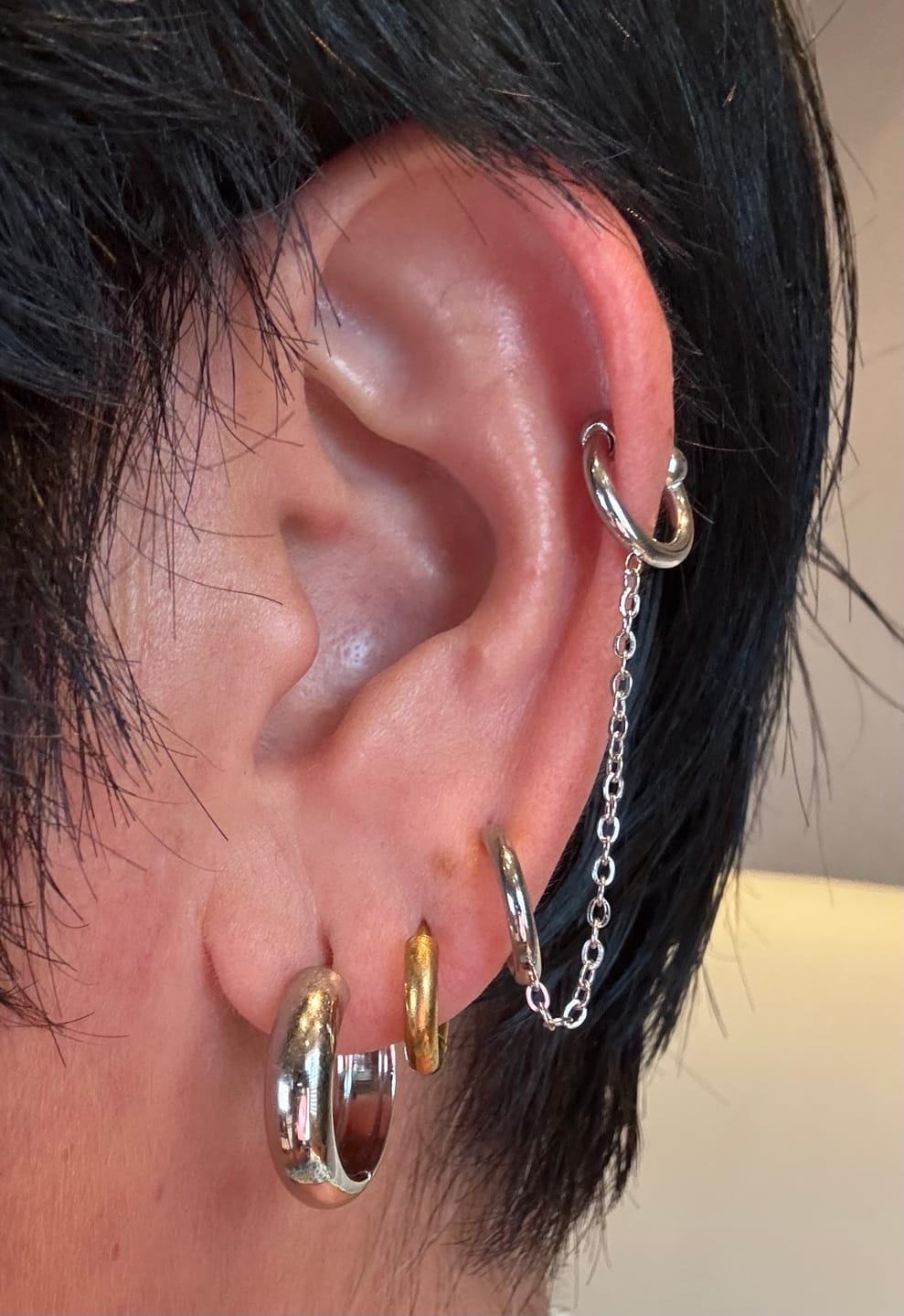 Customer photo review of Ear Cuff c/ Extension Plata