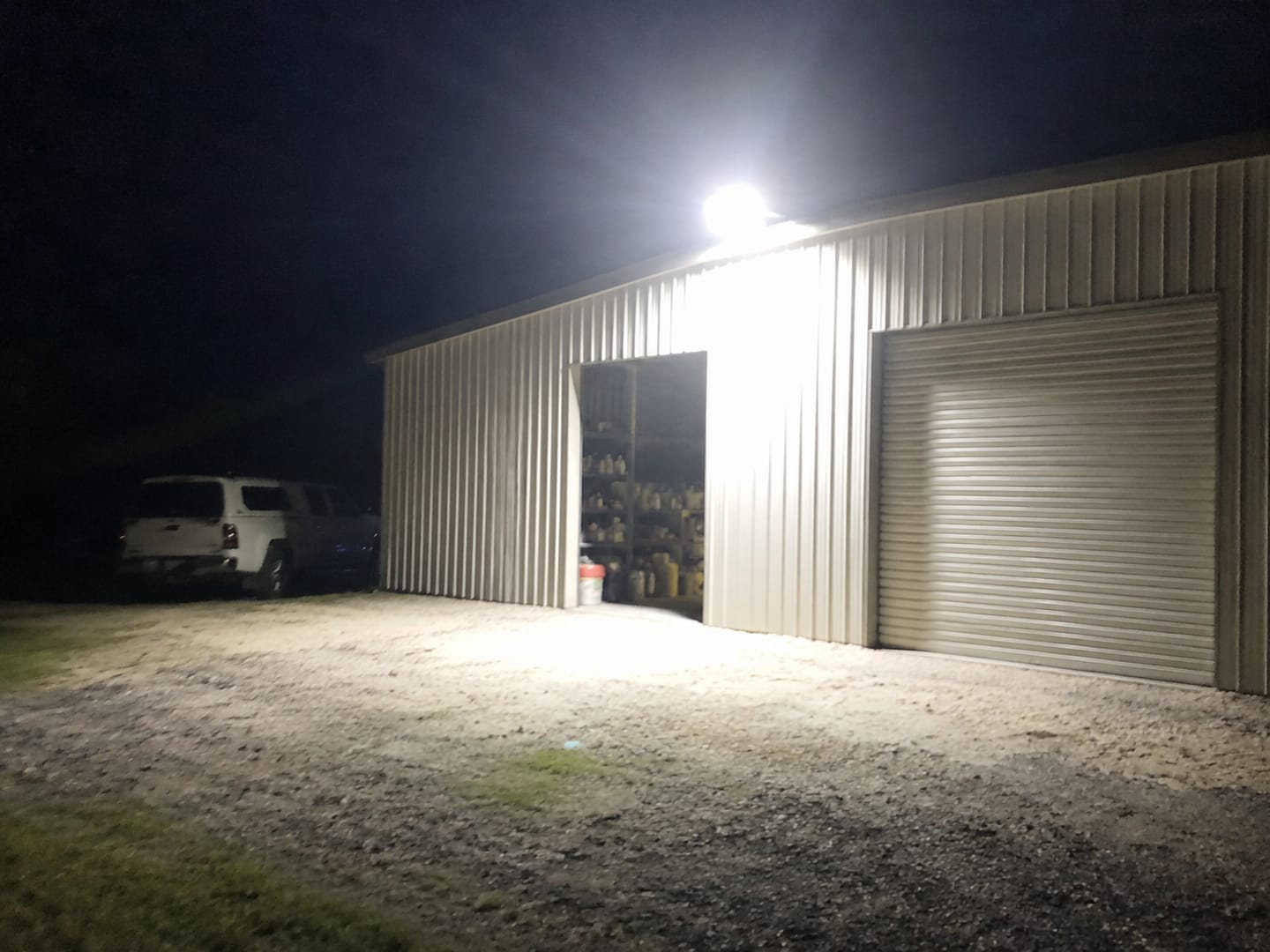 Customer photo review of 300W Commercial LED Solar Flood Light | IP67 Waterproof (JD-8300)