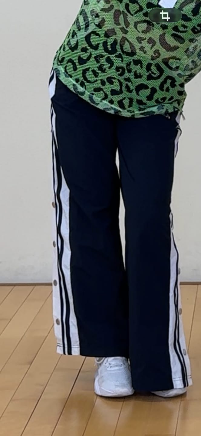 Customer photo review of Dale-Z High Waisted Pants With Side Snaps