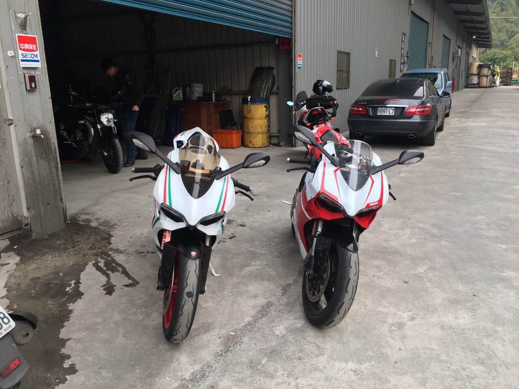 Customer photo review of FIAMM Design Ducati 899 1199  Fairing Kit
