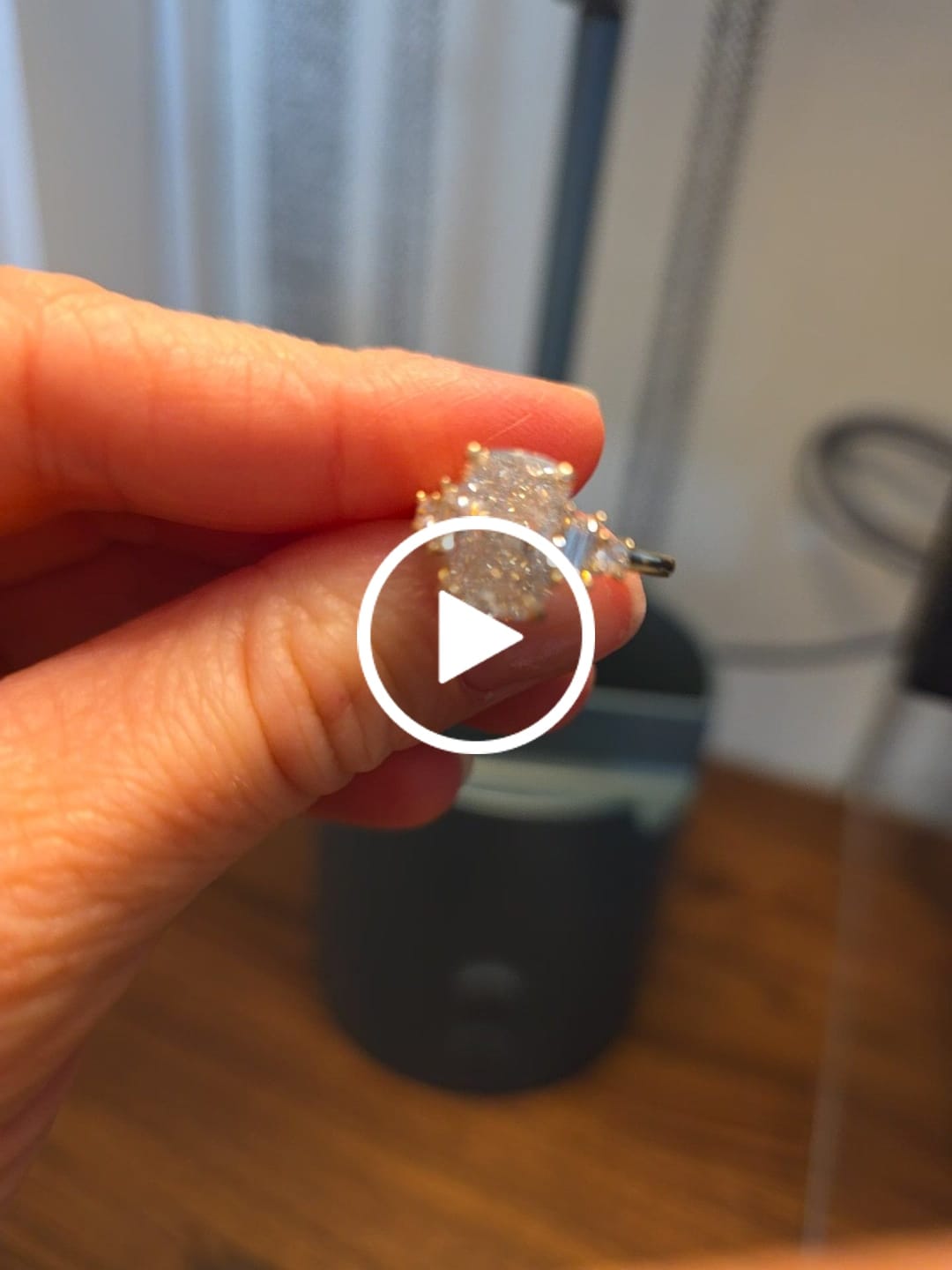 Customer video review of Arlet