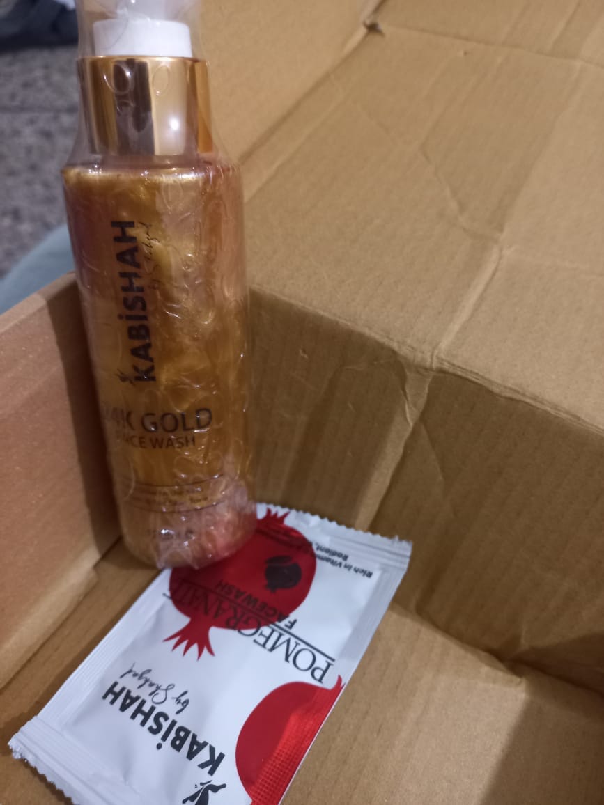 Customer photo review of 24K Gold Facewash Double Pack