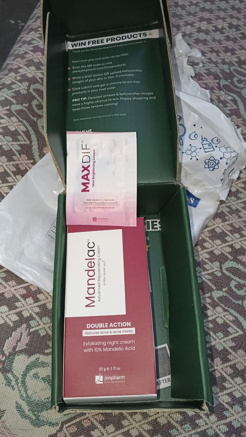 Customer photo review of MandelAC Facewash