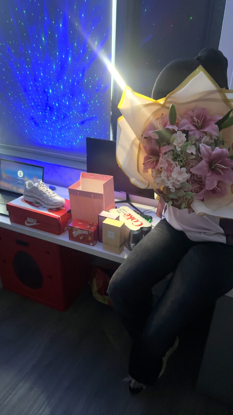 Customer photo review of Forever Rose & Lilly Bouquet