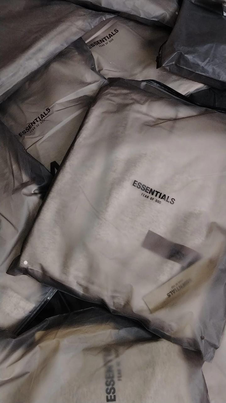 Customer photo review of Hoddie Essentials S22 5pz