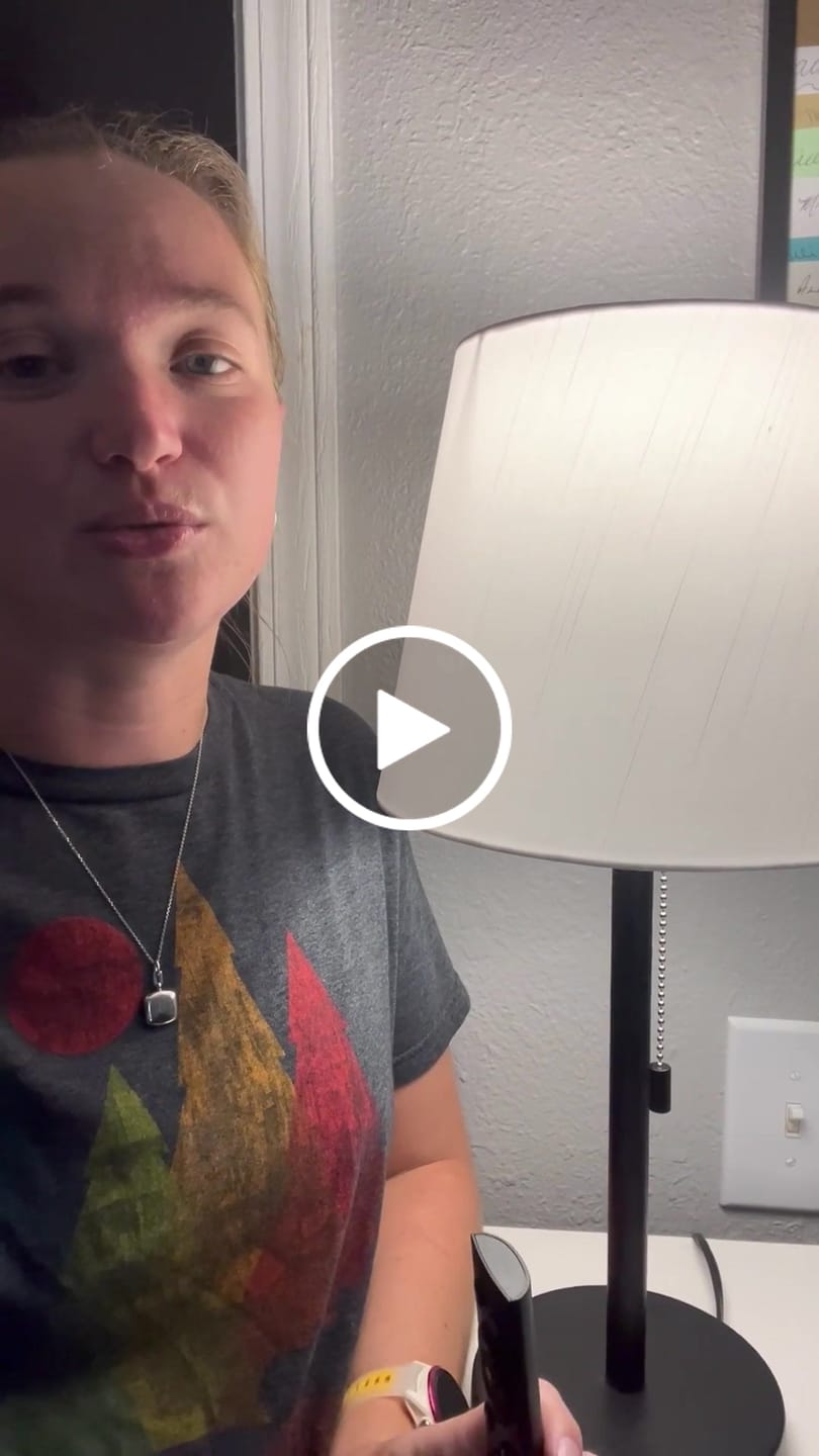 Customer video review of 670nm Deep Red LED Bulb with 3 White Modes