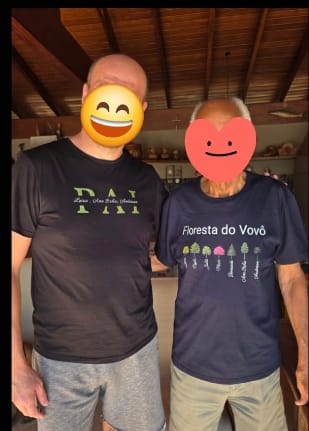 Customer photo review of Camiseta Personalizada MÃE / PAI E FILHOS - Algodão Peruano