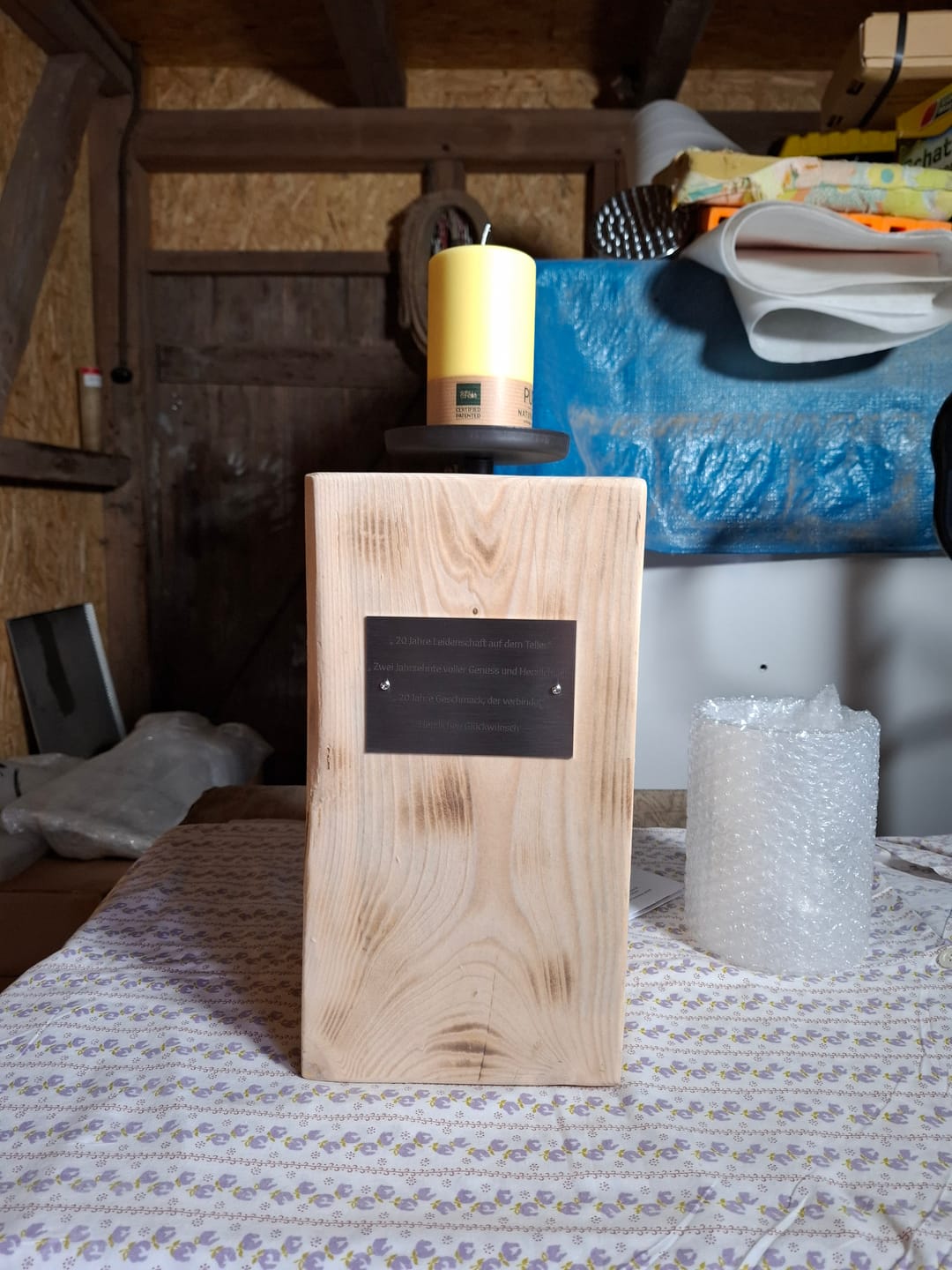 Customer photo review of V2A Edelstahlschild in verschiedenen Größen, individuell personalisierbar.