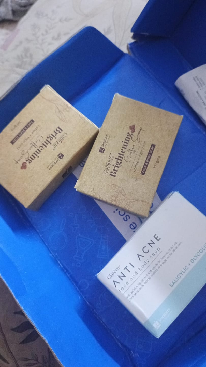 Customer photo review of Clarevo Anti Acne Soap
