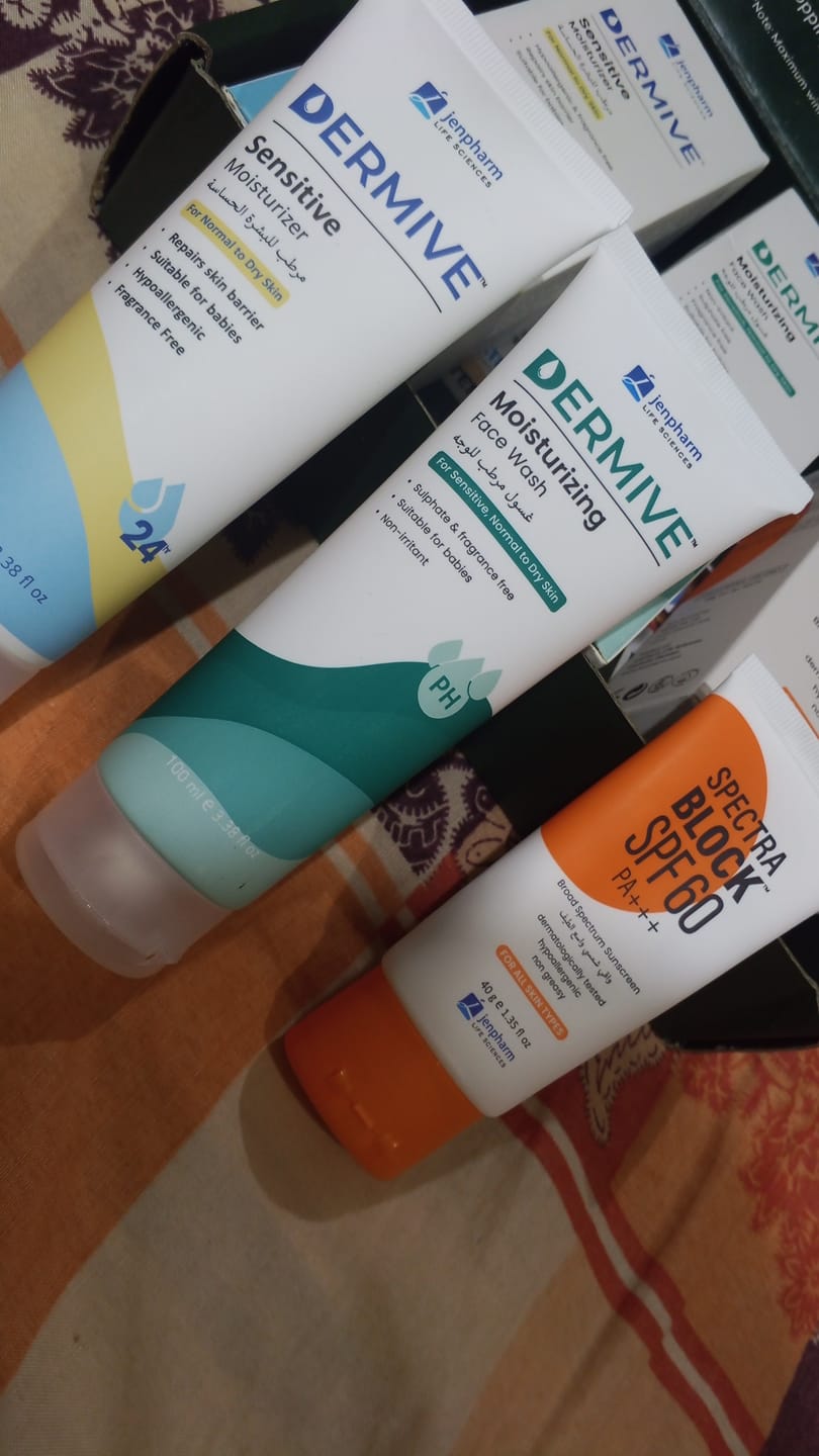 Customer photo review of Dermive Moisturizing Wash