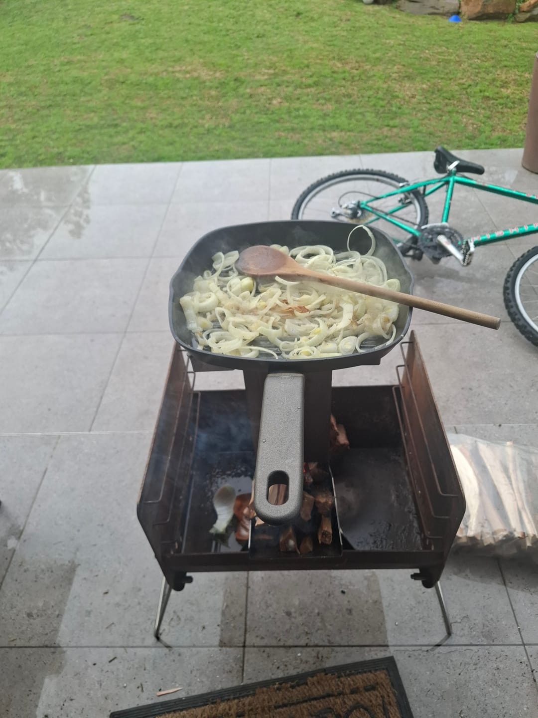 Customer photo review of BraaiPlank™ ROCKETSTOVE+ with Carry Bag