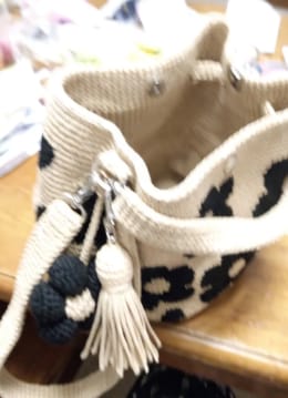 Customer photo review of Bolso de Ganchillo Hecho a Mano