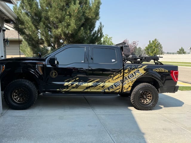 Customer photo review of Tremor Off Road Mud Splash Decal. #6792