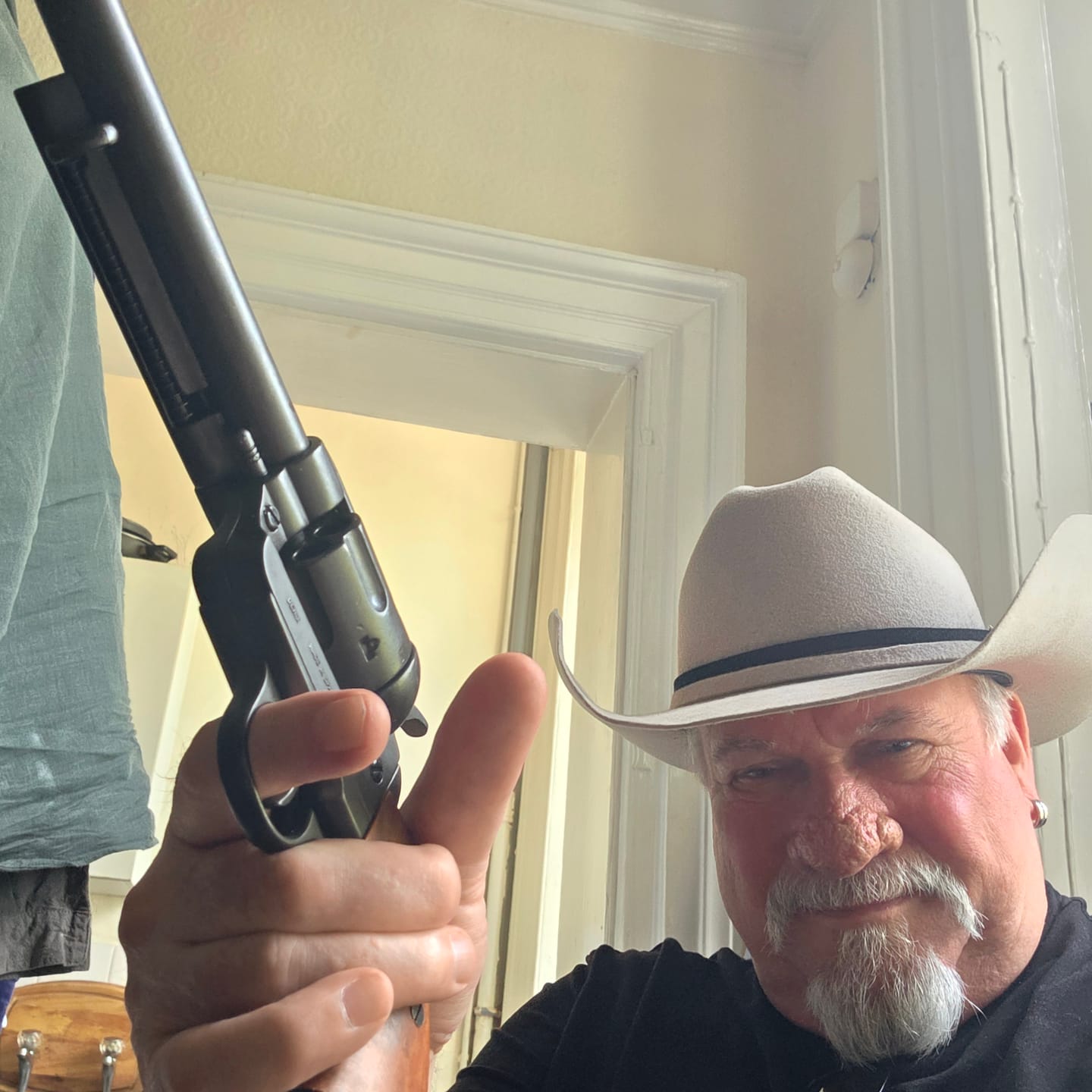 Customer photo review of Colt "Deputy" Single Action Army 5.5" (Black)