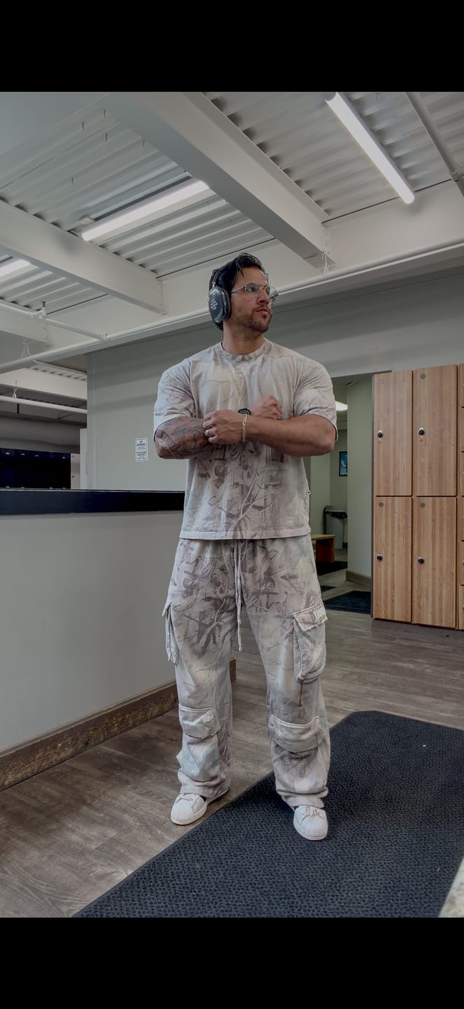 Customer photo review of 2033 - Heritage Cargo Sweats