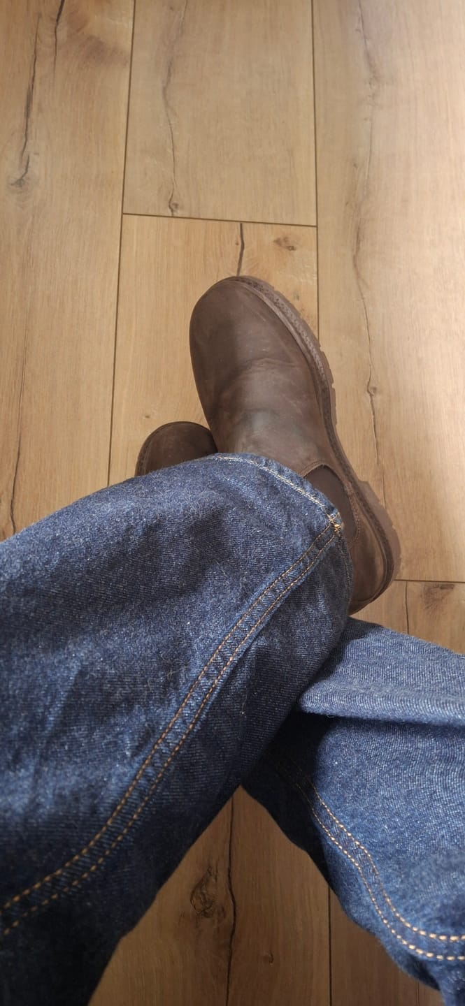 Customer photo review of Botín Hombre Boston Chocolate