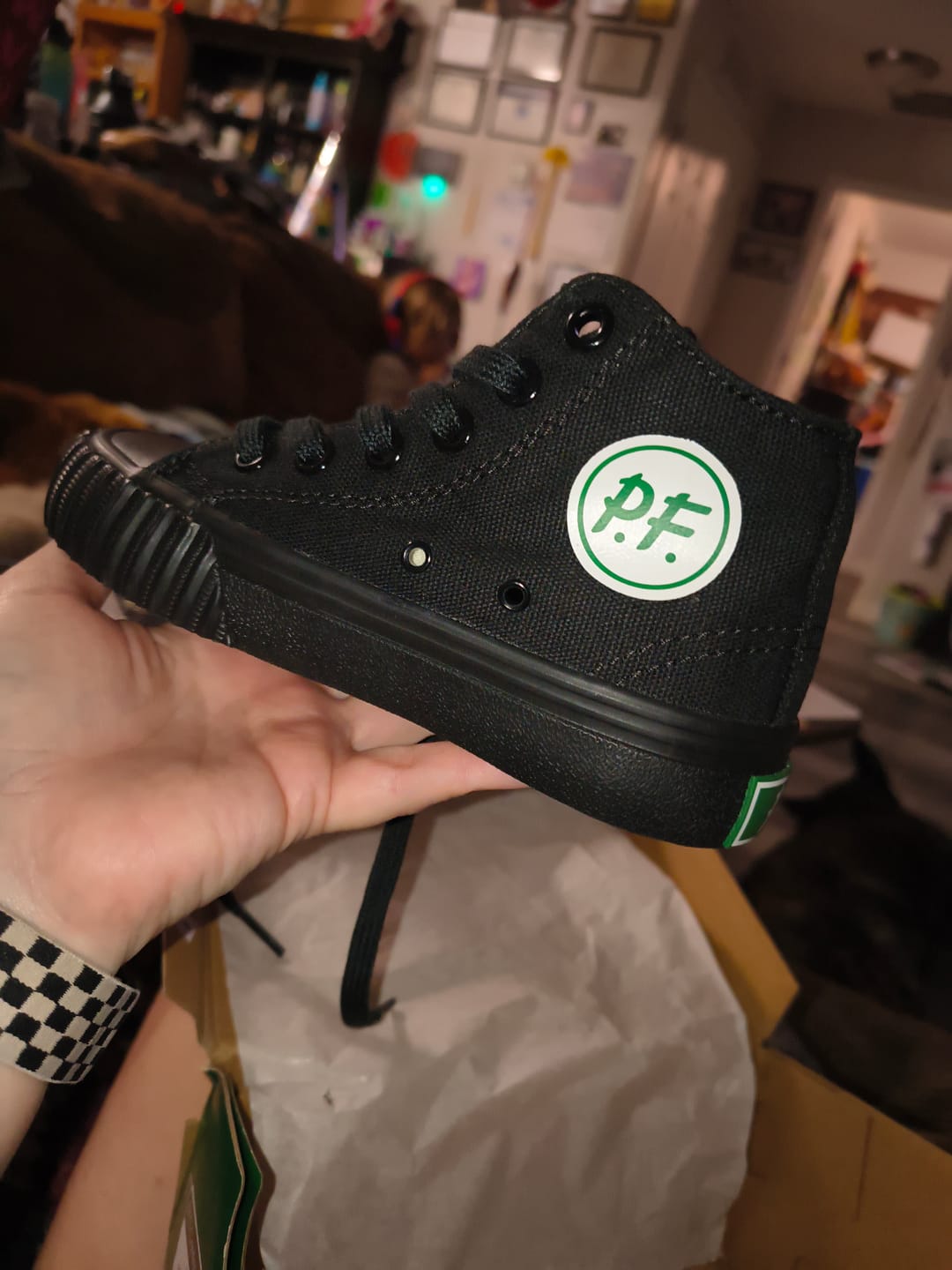 Customer photo review of 1993 Center Kids High-Top Black