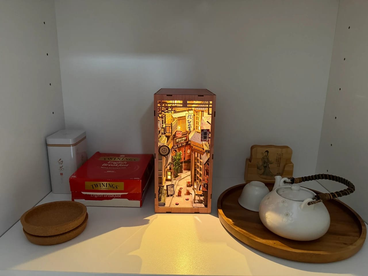 Customer photo review of Alley Waiting for the Cat