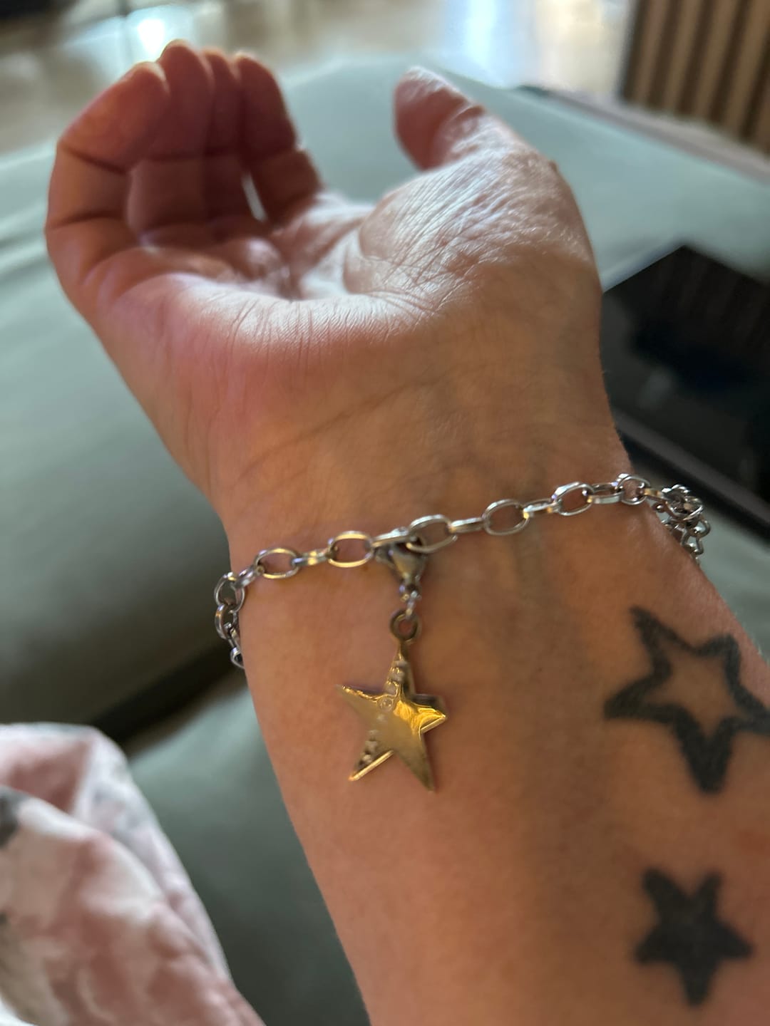 Customer photo review of »Ich bin genug« Blockadenlöser-Armband inkl. abgebrochenem Stern