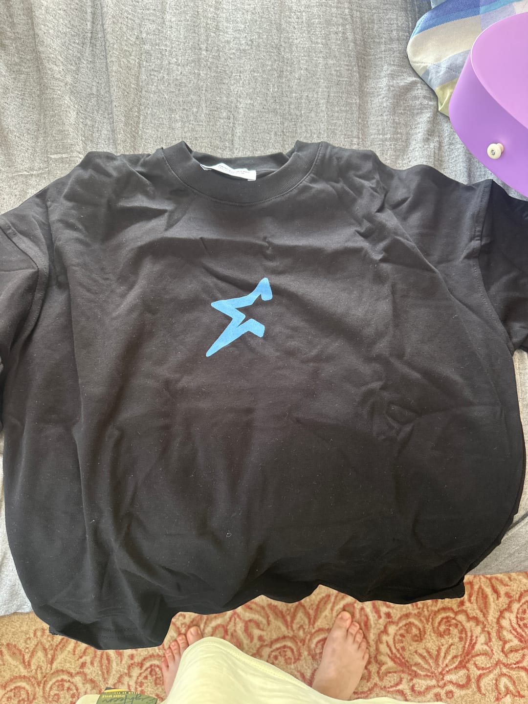 Customer photo review of Idol House Grand Final Merch - Siyah
