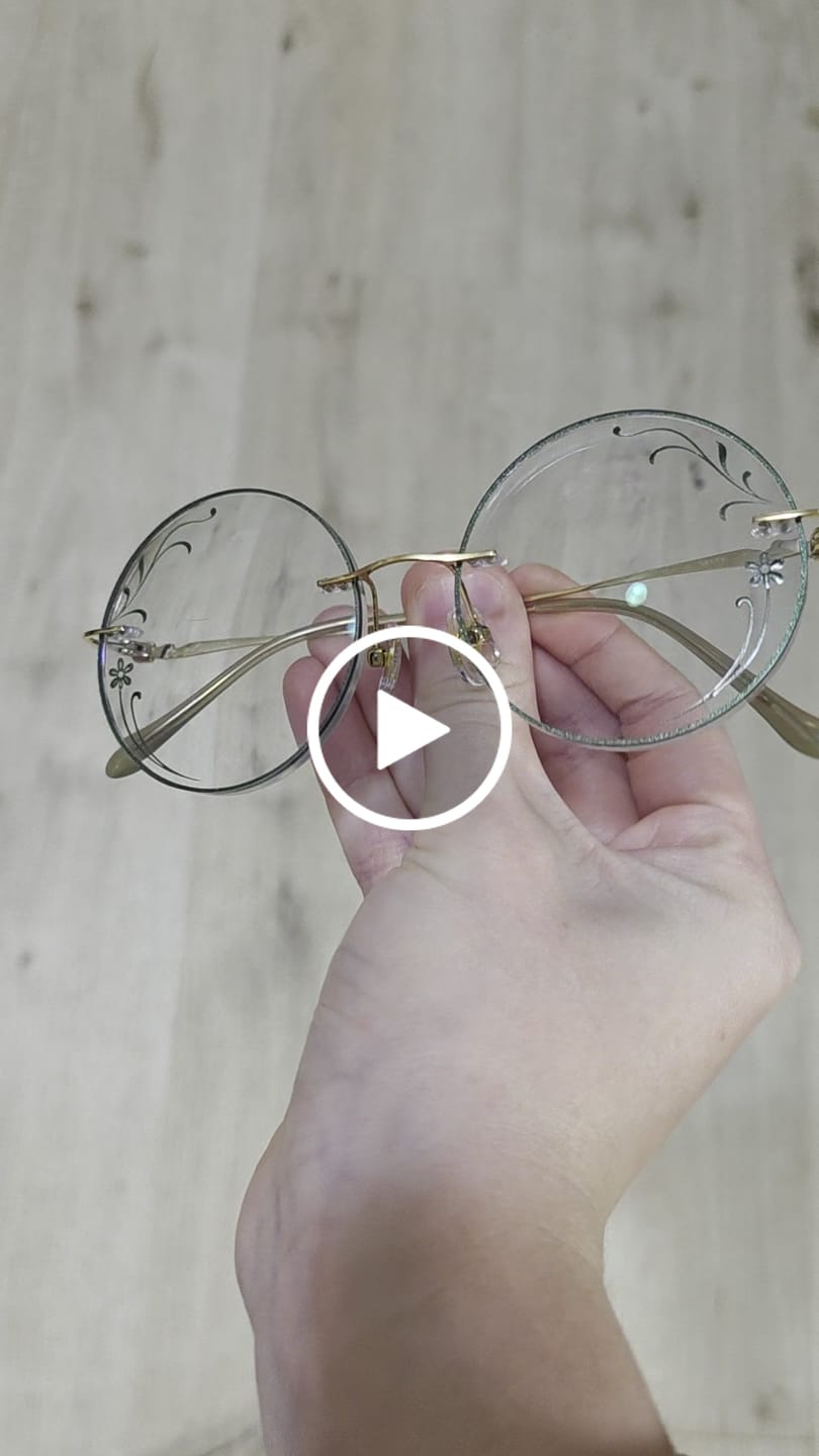 Customer video review of Willow Eyeglasses