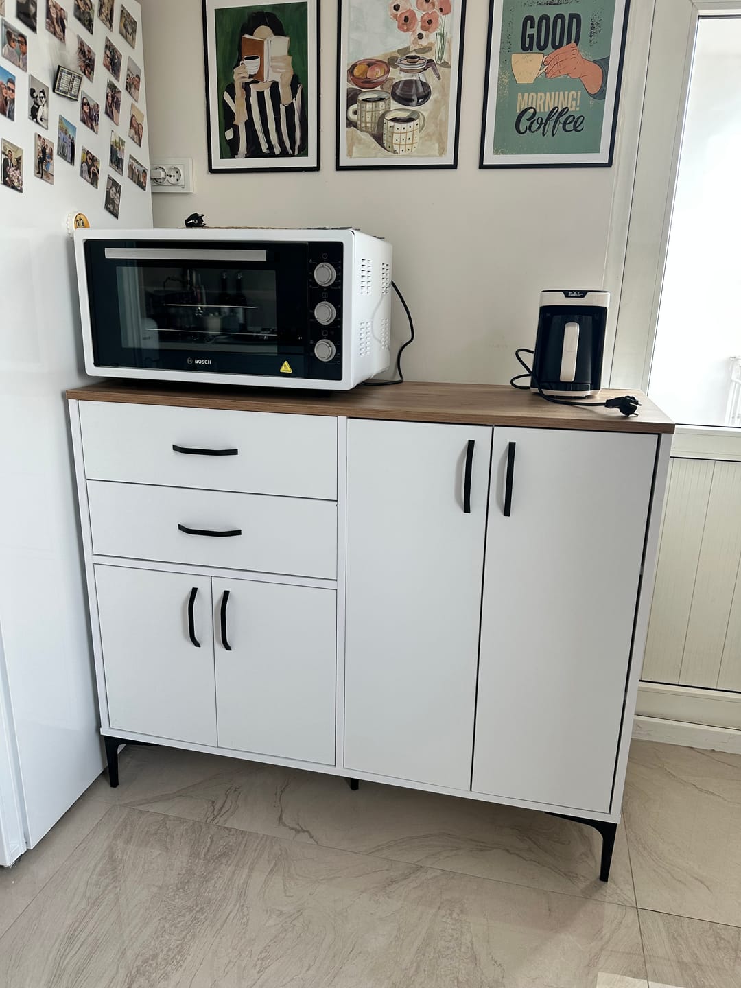 Customer photo review of Rani JE210 Kahve Köşesi Çok Amaçlı Dolap 4 Kapaklı 2 Çekmeceli Kiler Mutfak Dolabı Beyaz - Sepet Ceviz
