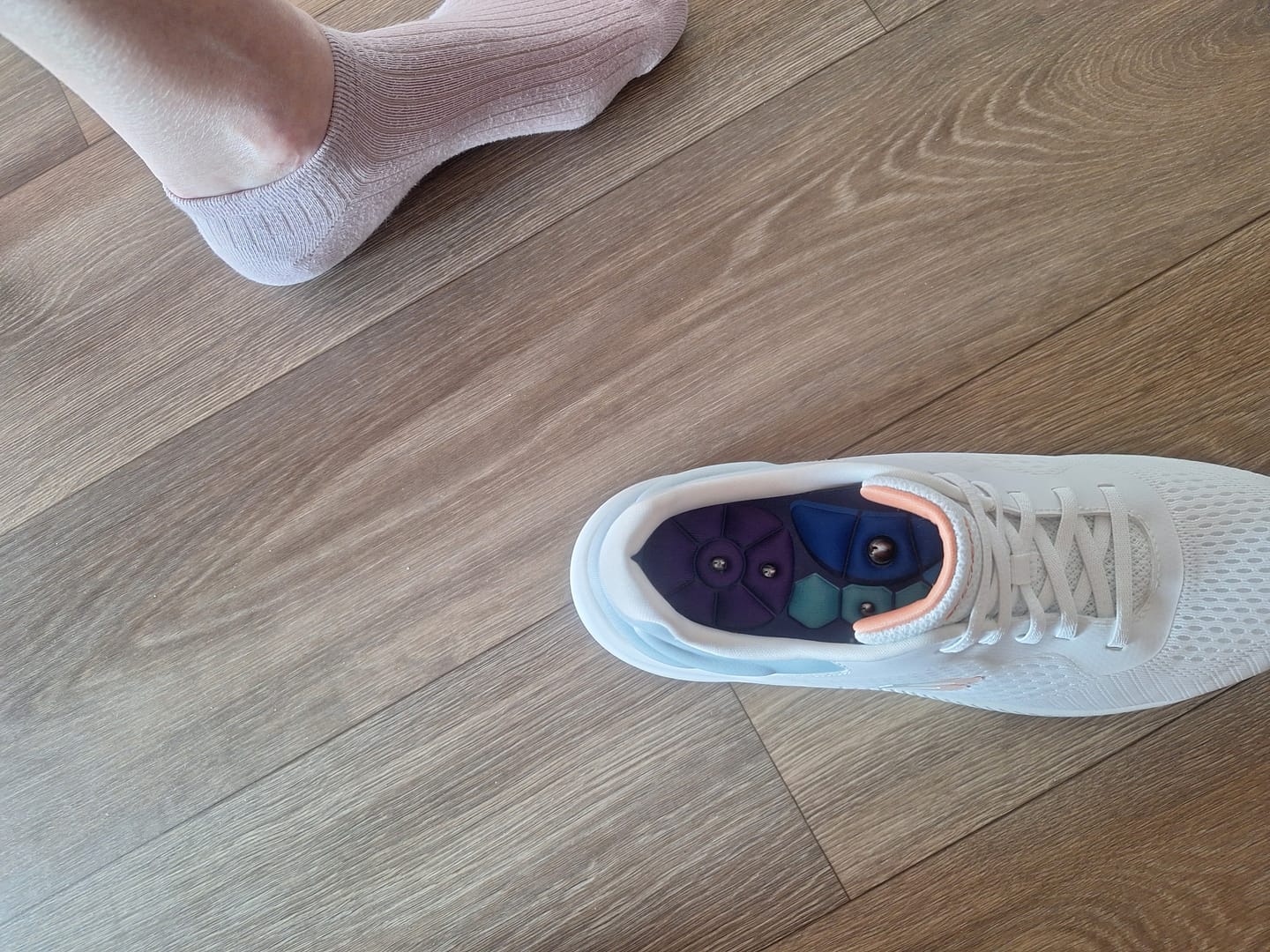 Customer photo review of ReliveX™ Magnetische Inlegzolen | Verlies Gewicht bij ELKE STAP