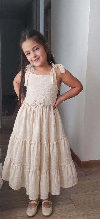 Customer photo review of Vestidos para niña - Cleo Beige