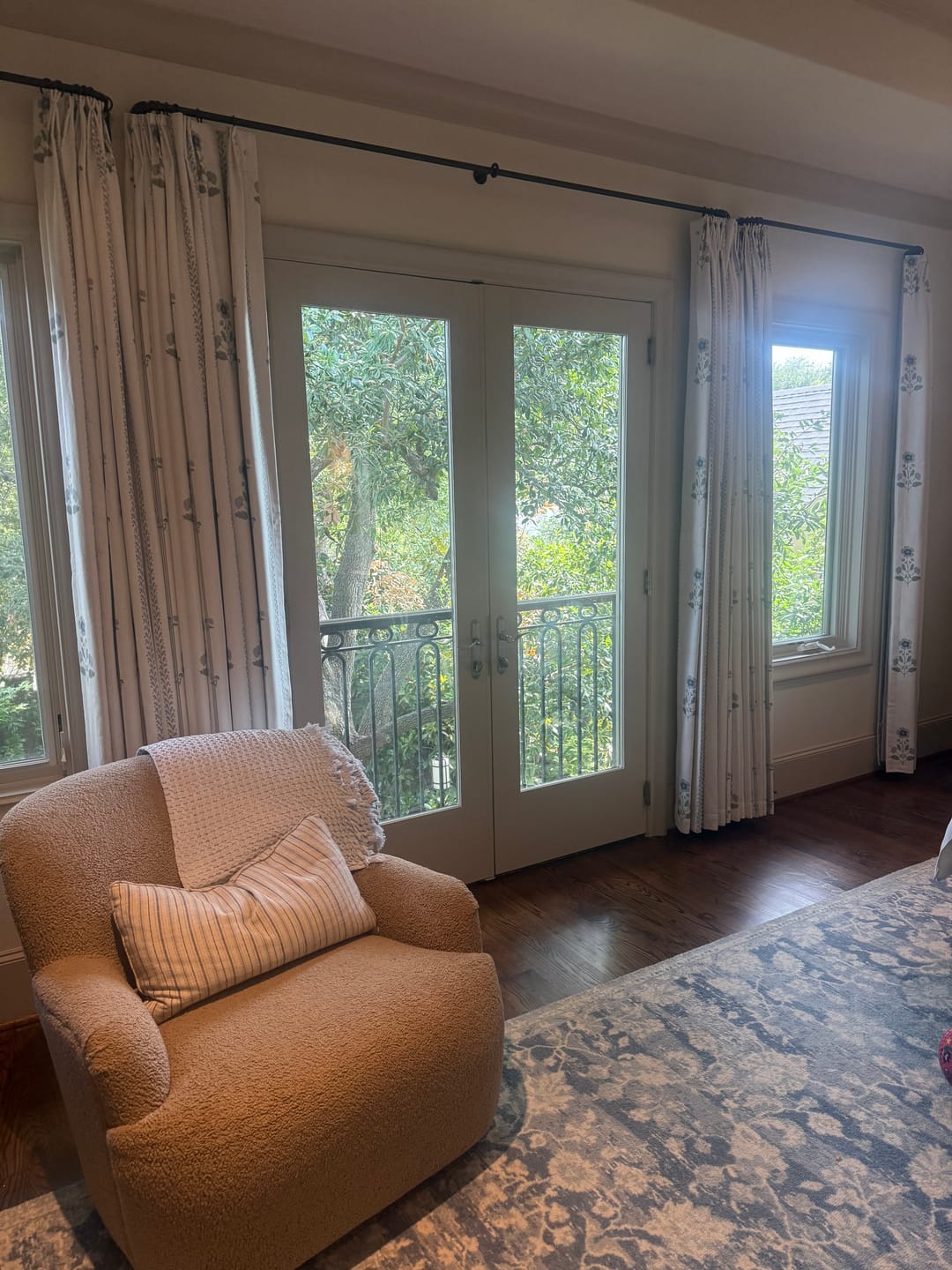 Customer photo review of Lily Vine Floral Linen Curtains
