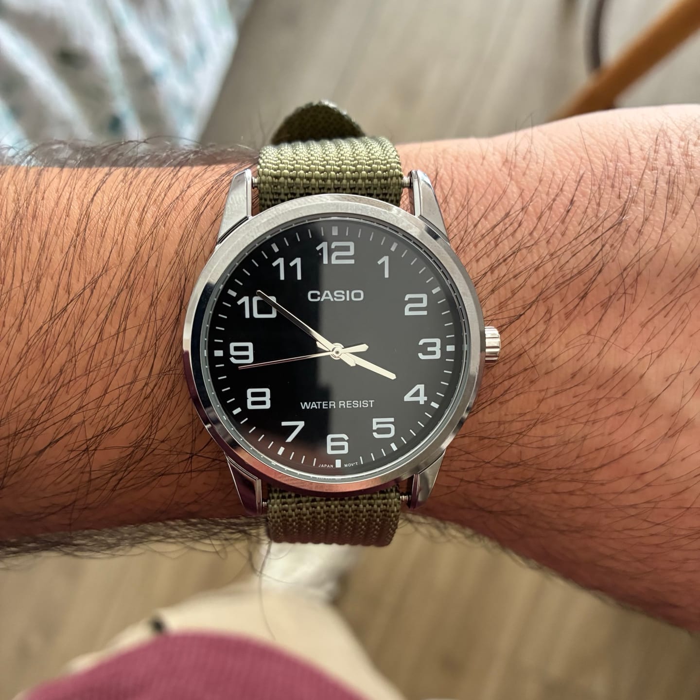 Customer photo review of Correa Nato Dando La Hora Verde