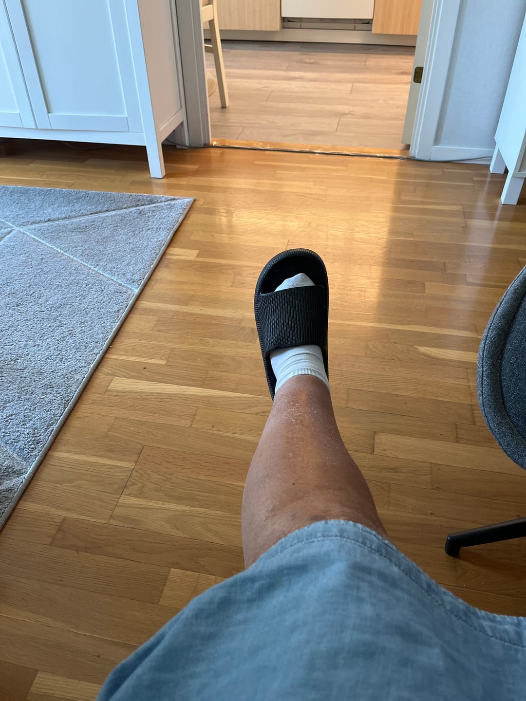 Customer photo review of HappyFlops Original