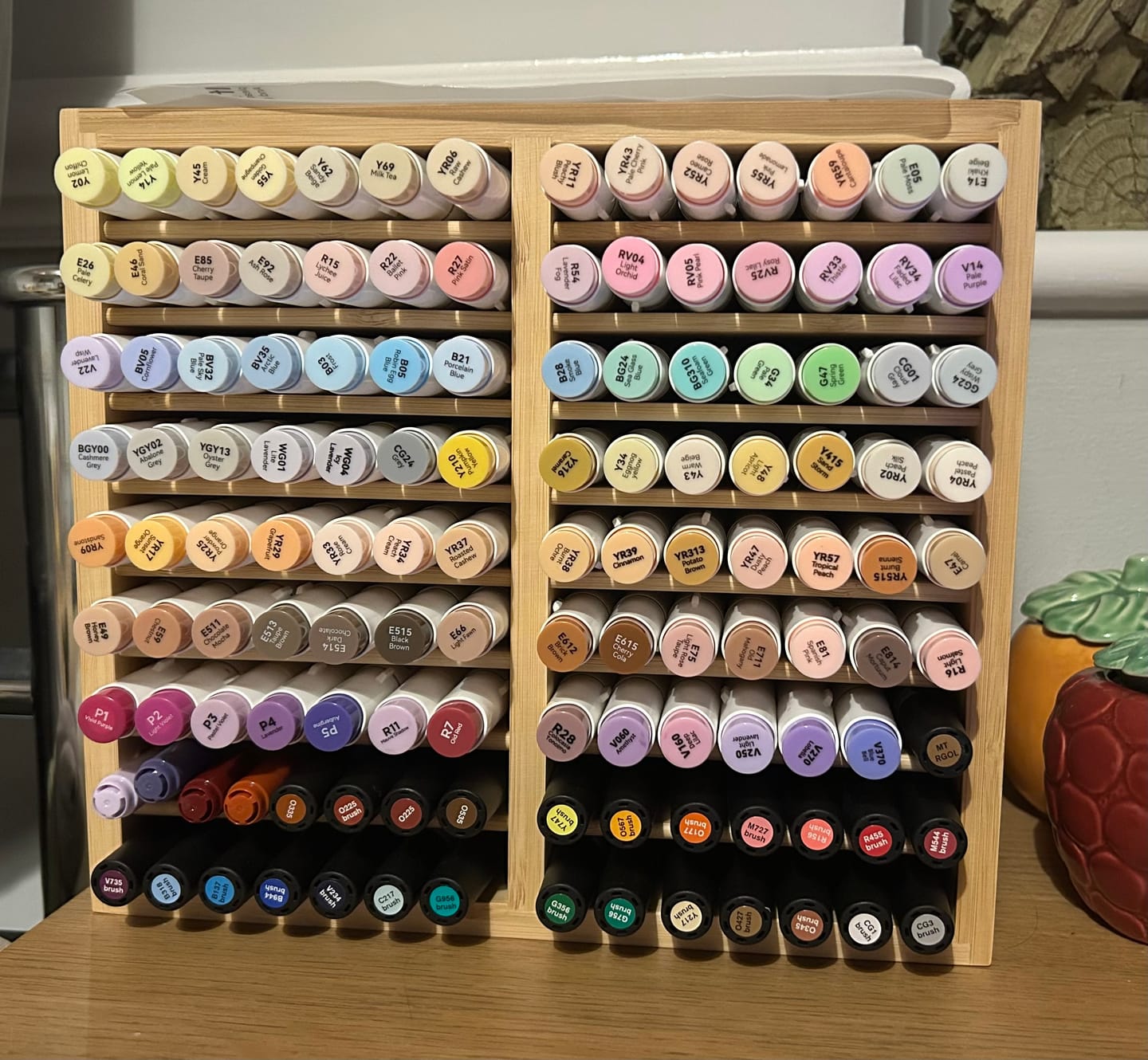 Customer photo review of Ohuhu Bamboo Marker Organizer