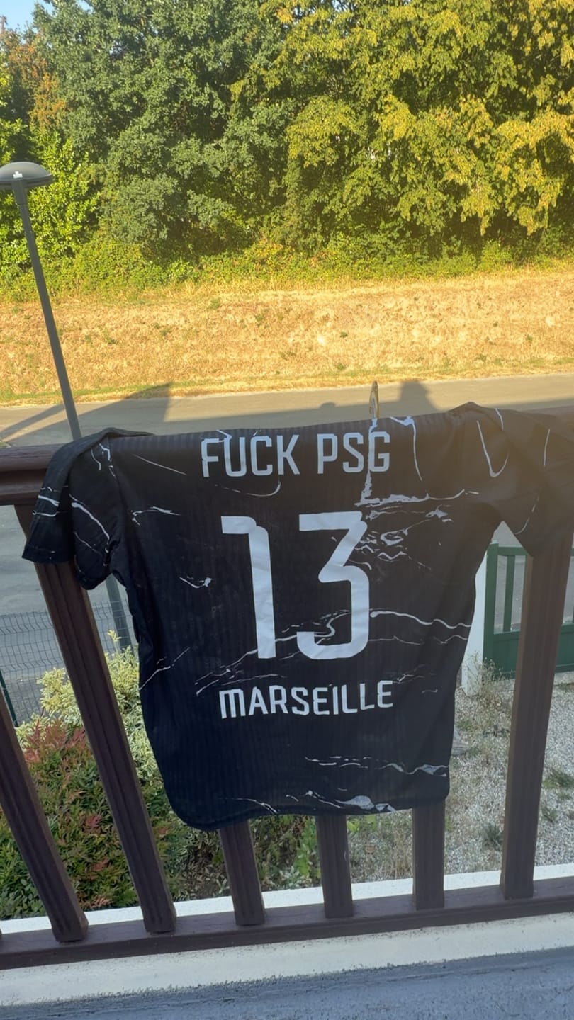 Customer photo review of MAILLOT BLACK