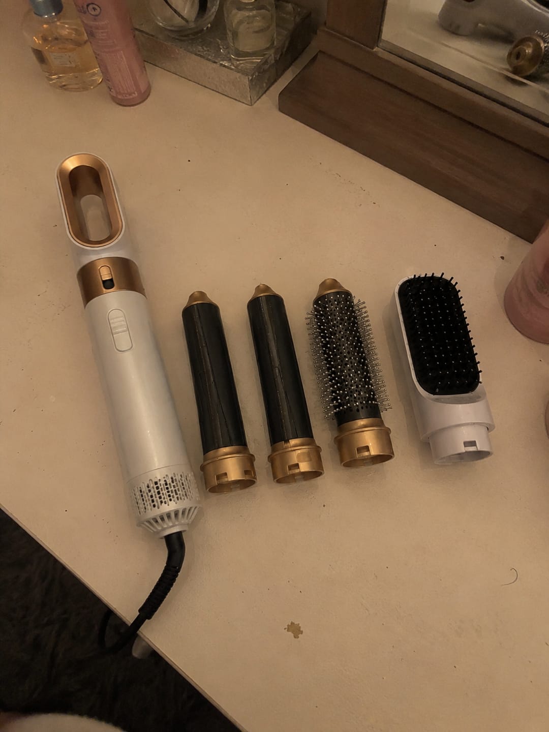 Customer photo review of Ava Air PRO – 5-in-1 Hair Dryer Brush & Multistyler
