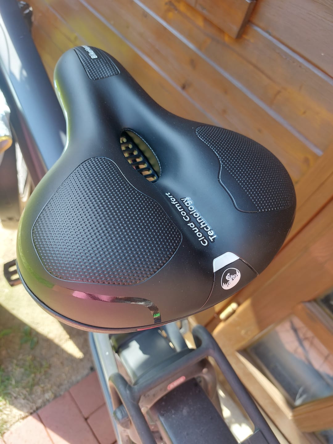 Customer photo review of CloudComfort Max
