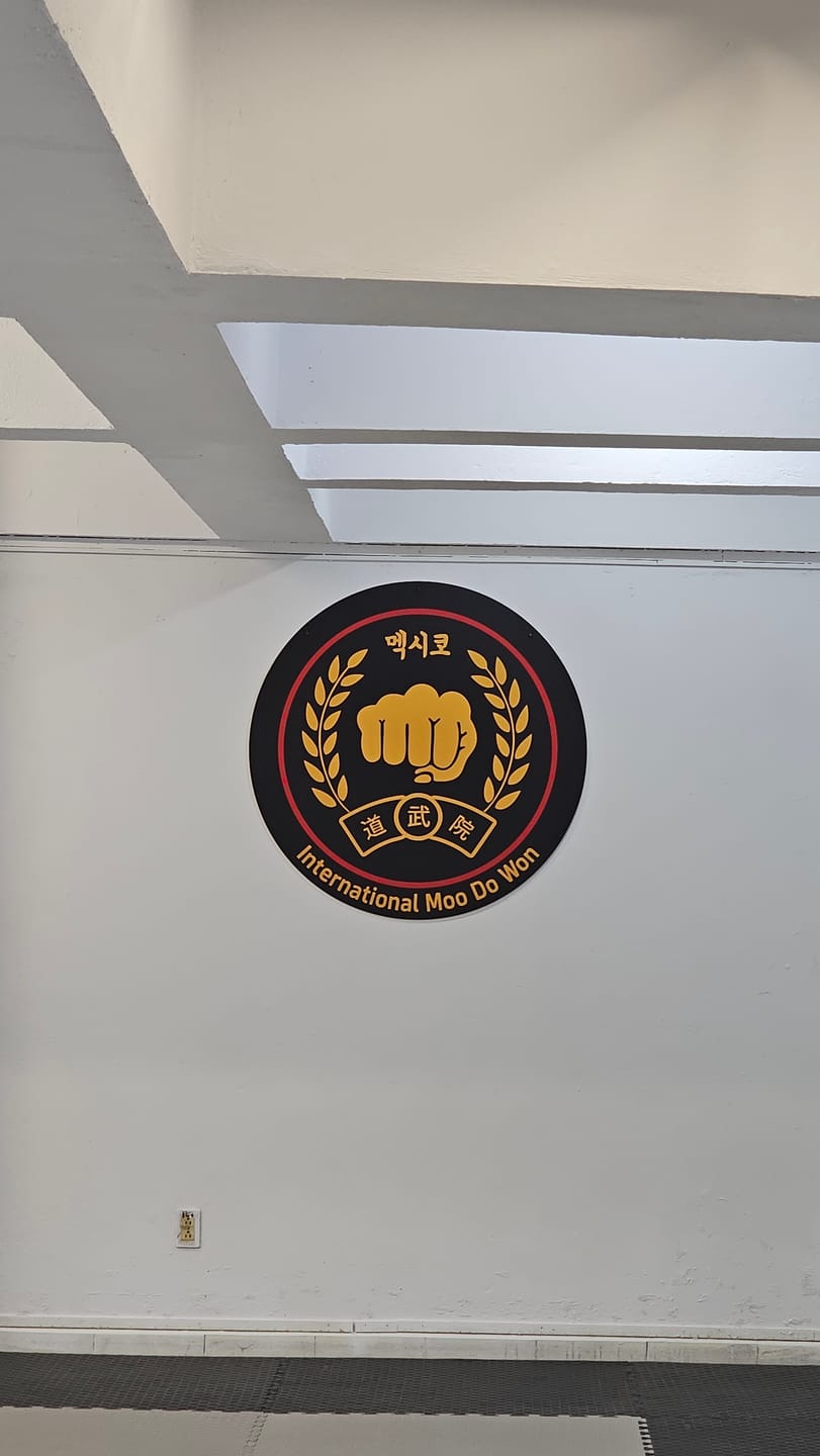 Customer photo review of Logo con Impresión en Acrílico o PVC | Acabado Mate o Acabado Brillante