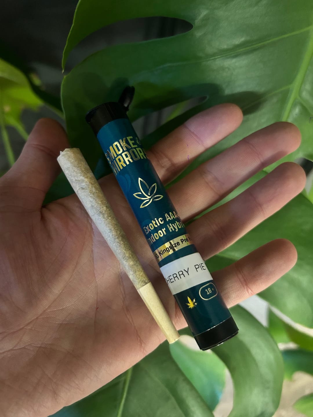 Customer photo review of Smoke & Mirrors AAA+ Hybrid Pre-Roll - Cherry Pie