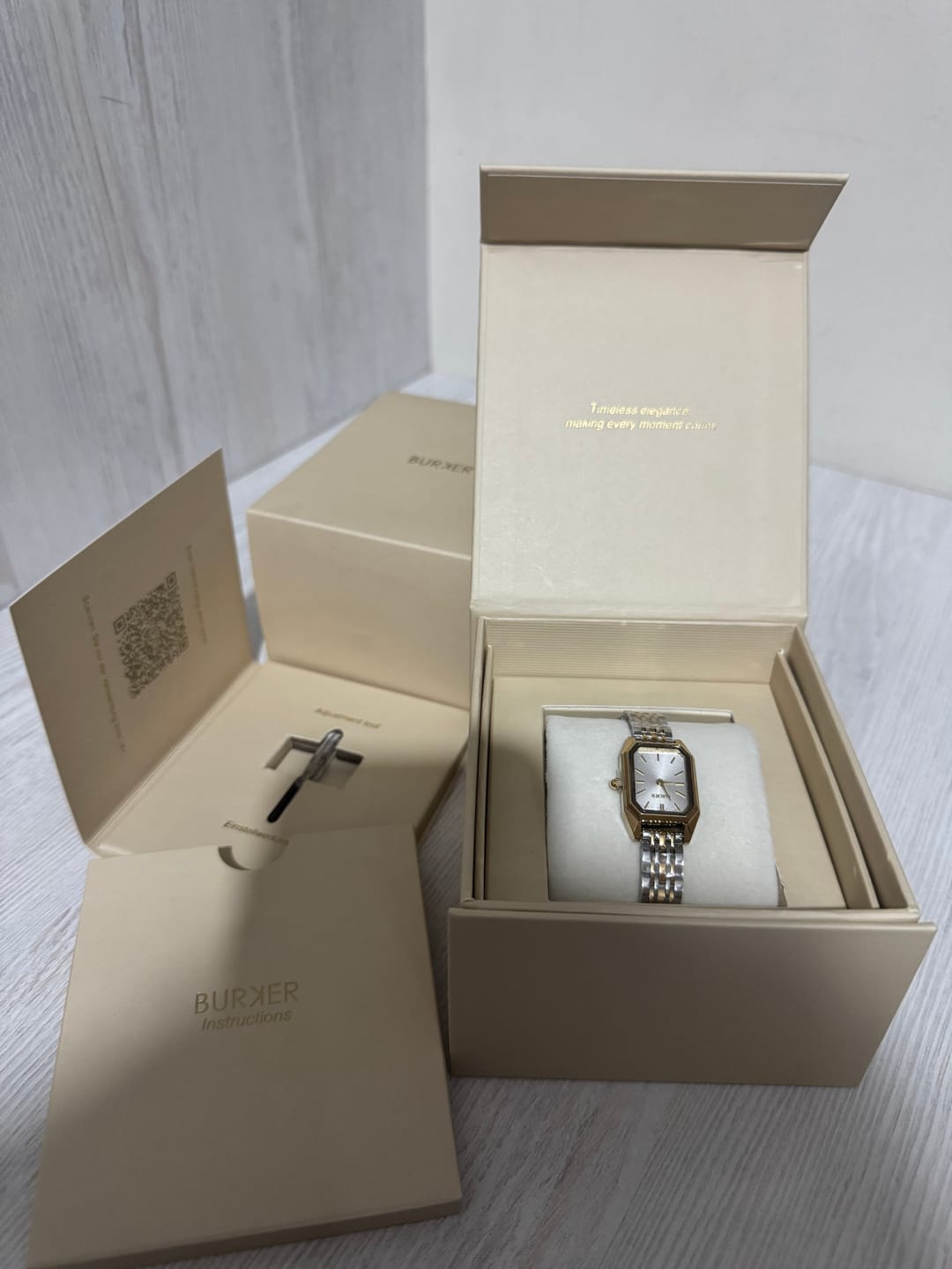 Customer photo review of Isabell Petite Gold Silver