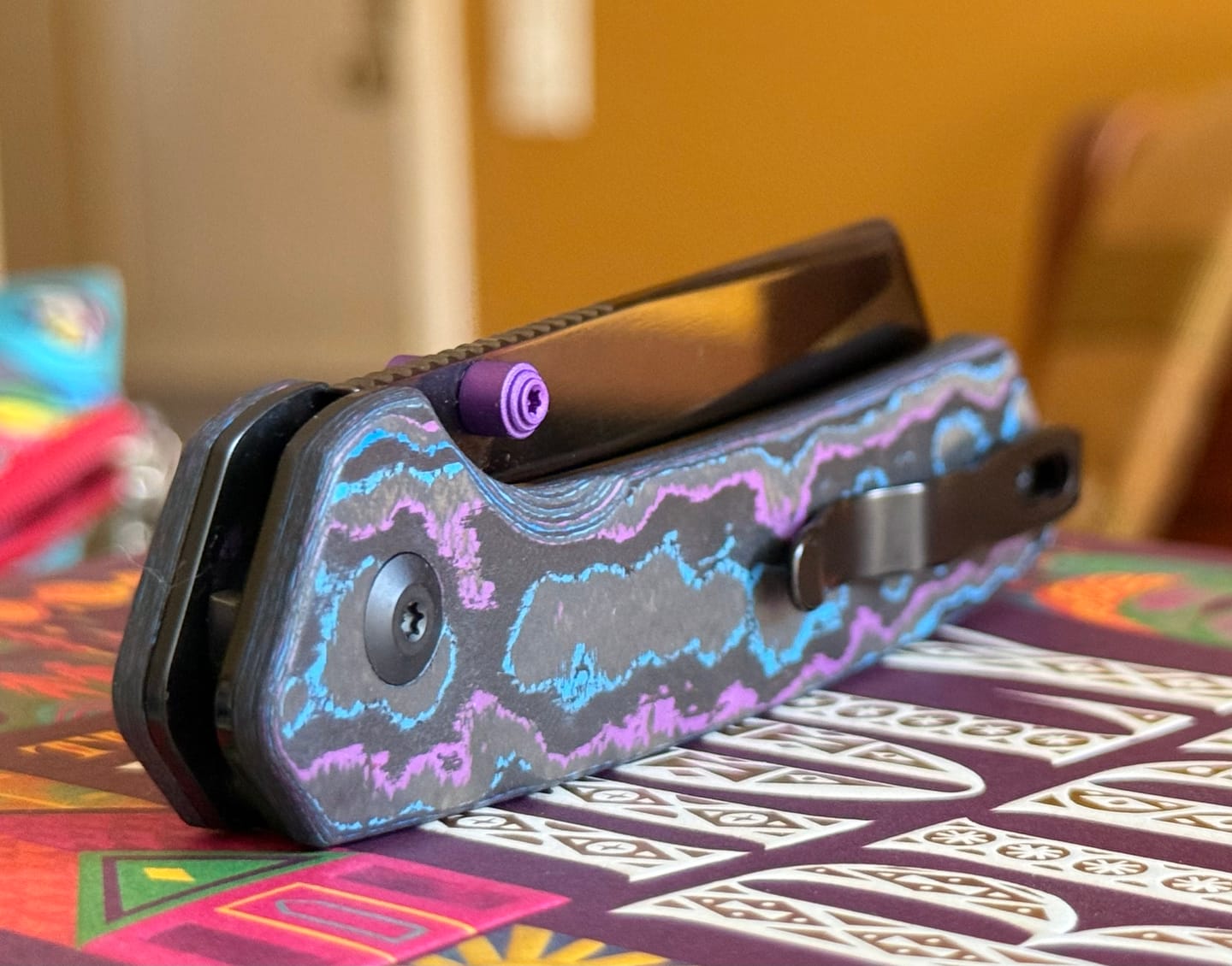Customer photo review of Kizer Madrac Button Liner Lock Camo Carbon Mirror DLC S45VN BLADE DISTRICT EXCLUSIVE
