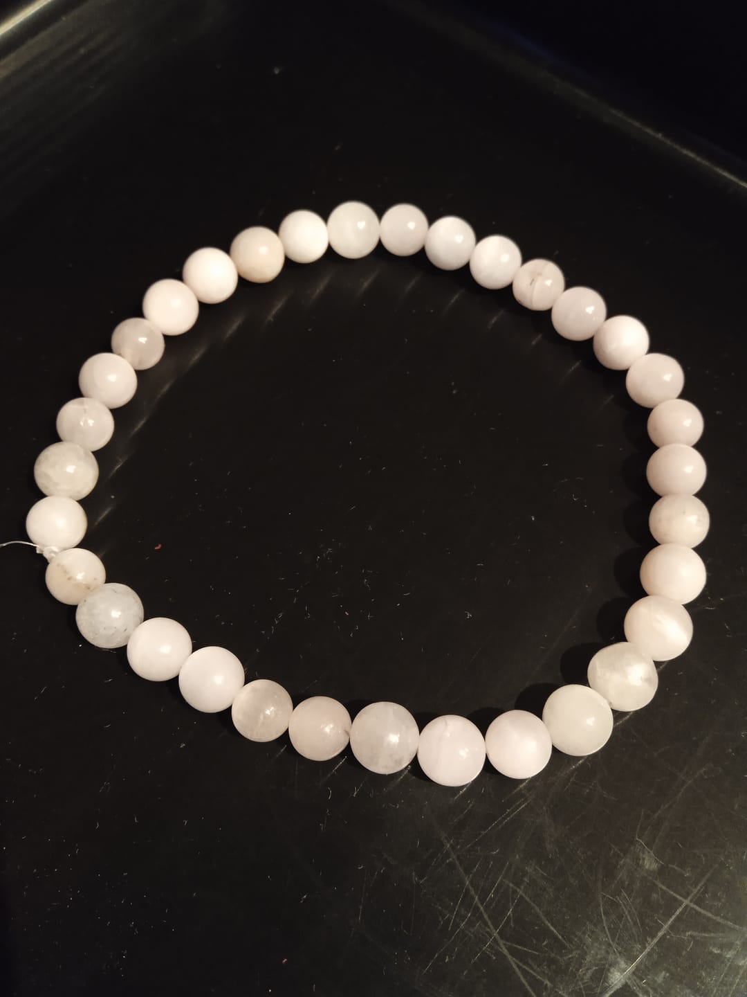 Customer photo review of Kunzite - Bracciale elastico in sfere lavorate