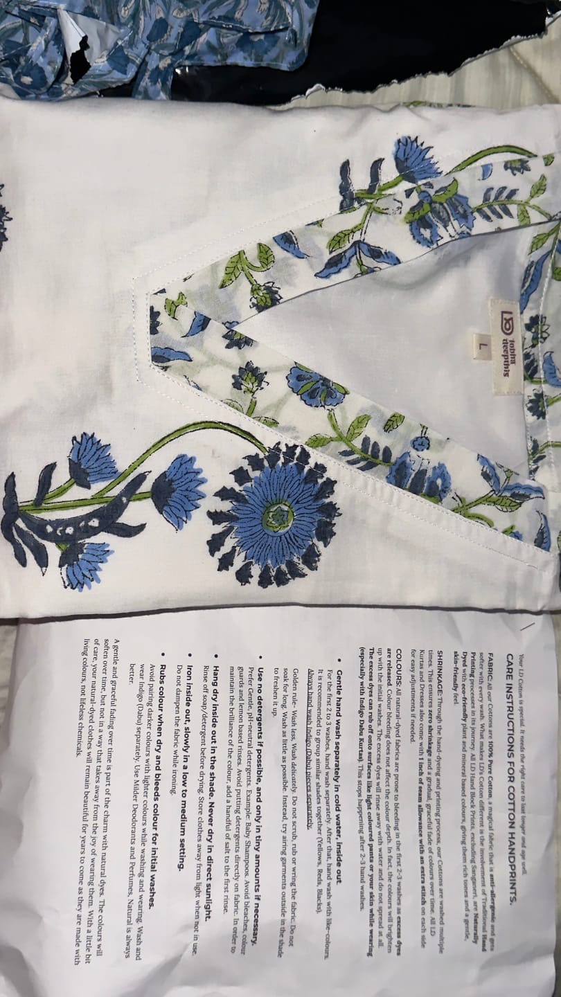 Customer photo review of Set of 2- Sanganeri Blossoms Kurta & Pants