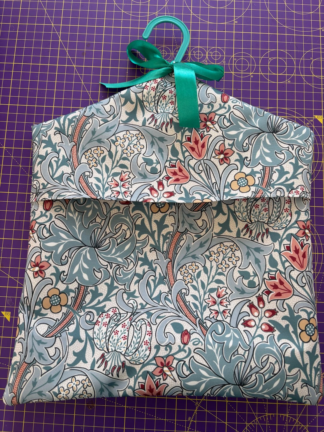 Customer photo review of William Morris Lily Water Resistant Fabric