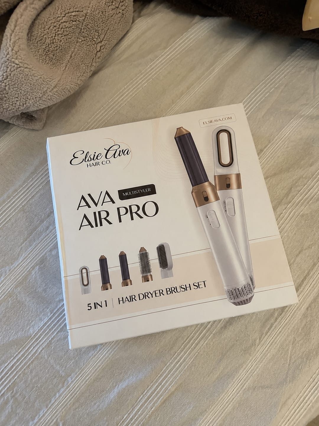 Customer photo review of Ava Air PRO – 5-in-1 Hair Dryer Brush & Multistyler