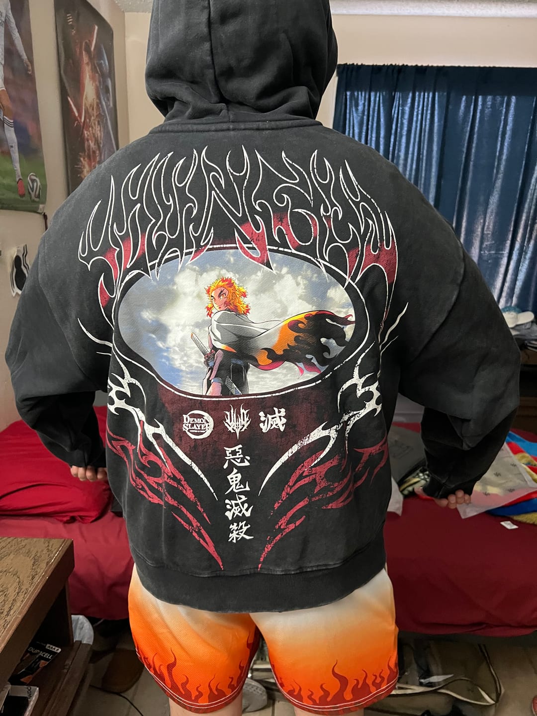 Customer photo review of 4297 - Demon Slayer: Kimetsu no Yaiba - Anime Tees