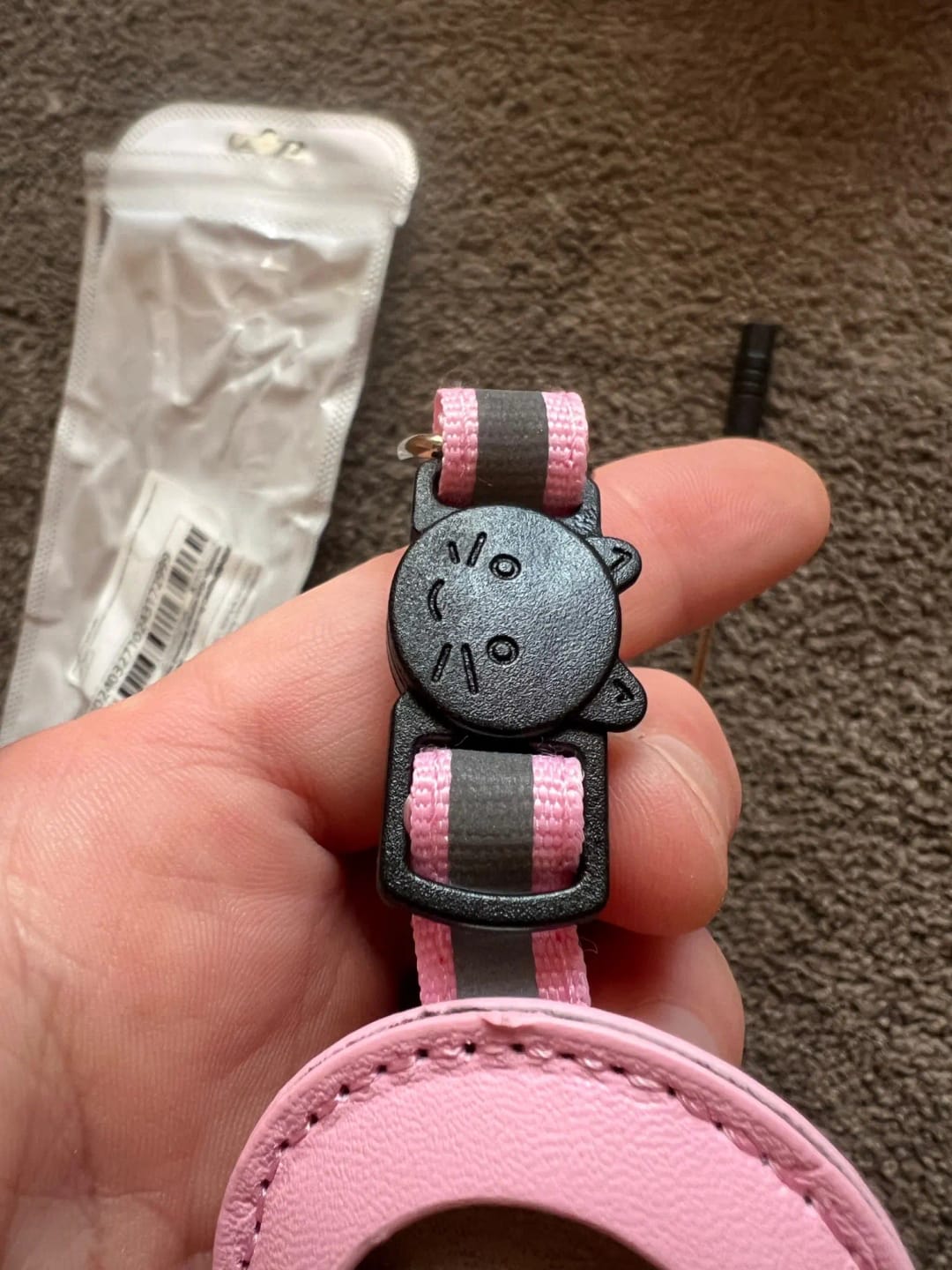 Customer photo review of WagWells AirTag Collar