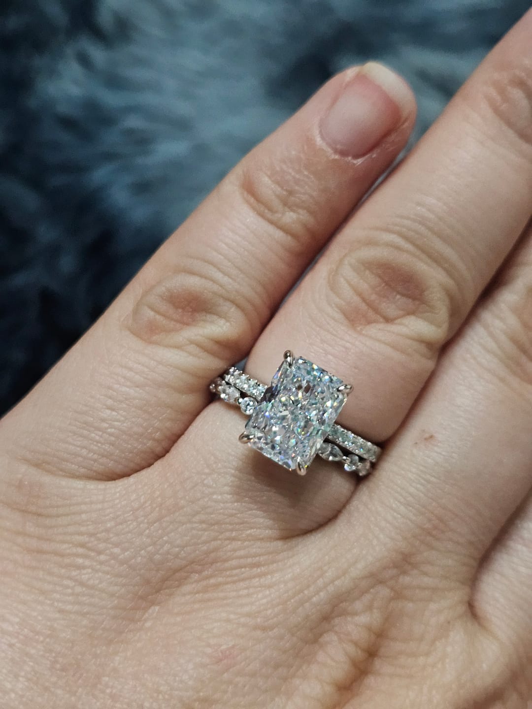 Customer photo review of S925 4.5Ct Radiant Cut Hidden Halo Wedding Set Brilliance in Every Angle Stackable RIngs